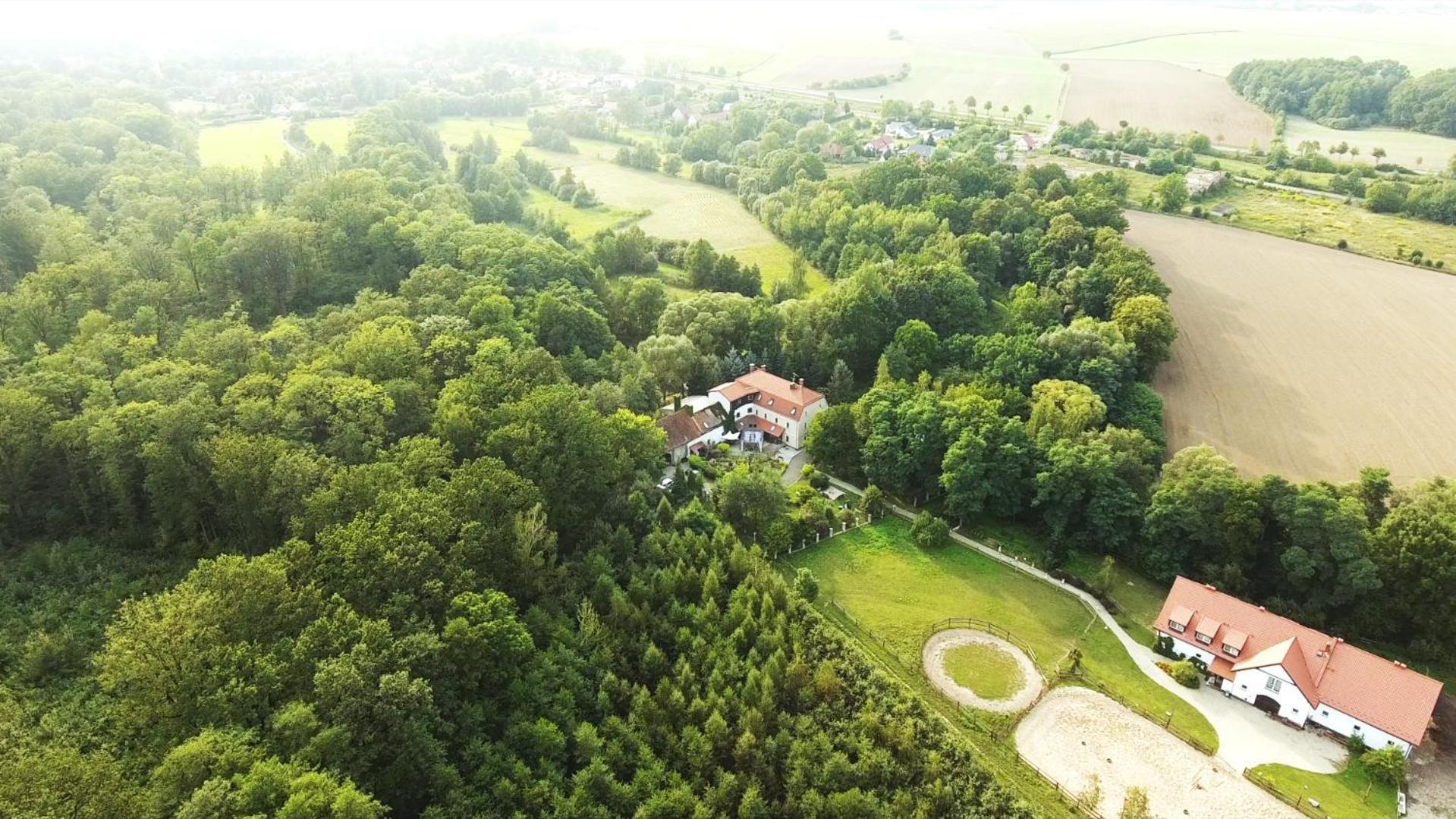 Rancho Slezanski Mlyn Szczepanów Eksteriør bilde